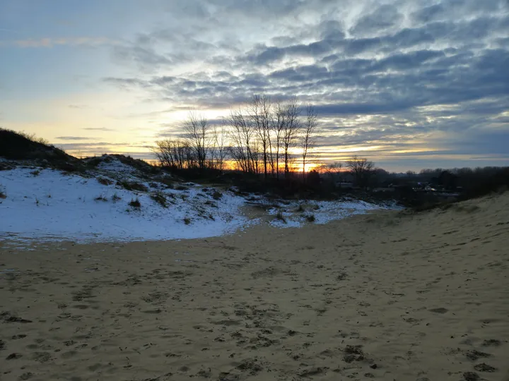 Oostnieuwkerke duinen wandeling in de koude (België)